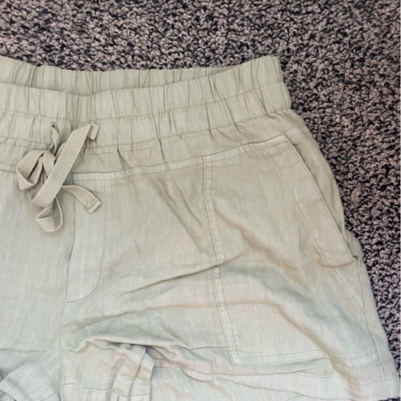 KUT NWOT Sage Green Linen Lightweight shorts drawstring Summer Large - Picture 6 of 6
